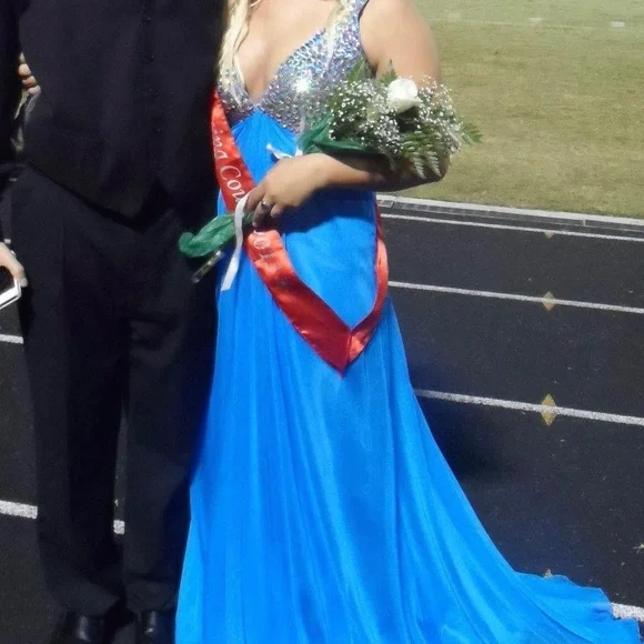 sachin and babi light blue dress Meet the 2025 Miss Homecoming candidates main image 0